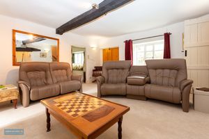 Sitting Room- click for photo gallery